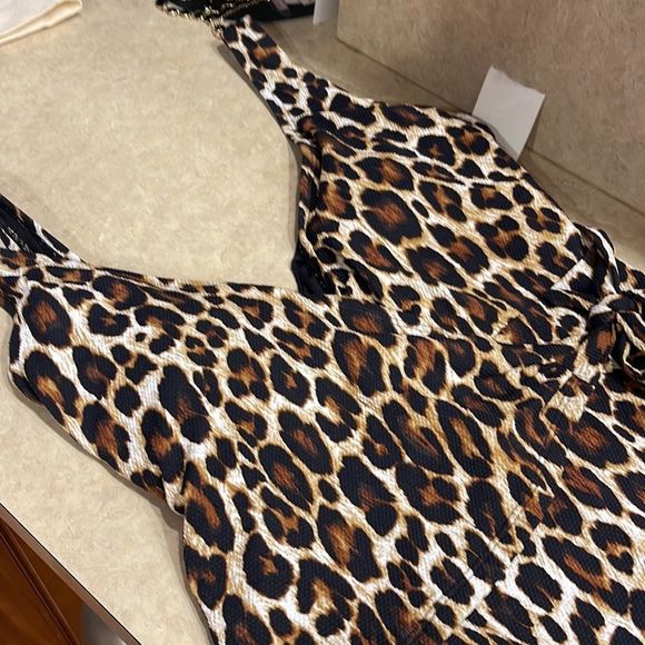 Tommy Bahama Leopard Print One Piece Swimsuit - Picture 4 of 6